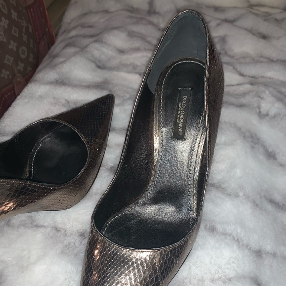Dolce & Gabbana snakeskin metallic heels 37.5 - Picture 2 of 11